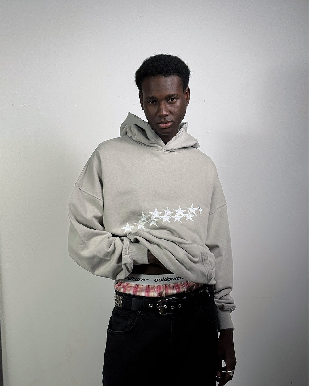 STARS HOODIE PALE GREY - Cold Culture
