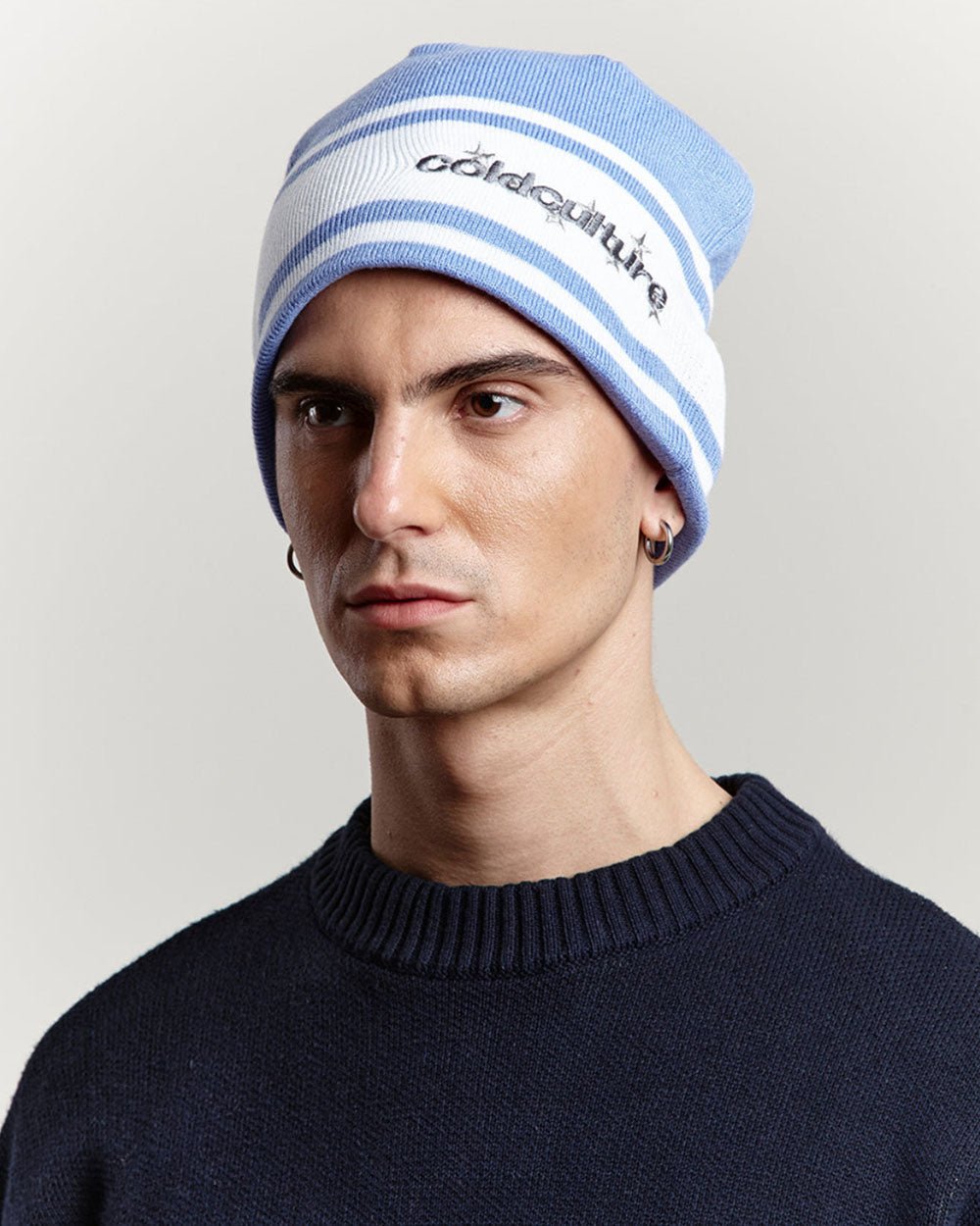 STARS STRAP BEANIE BLUE CALICO - Cold Culture
