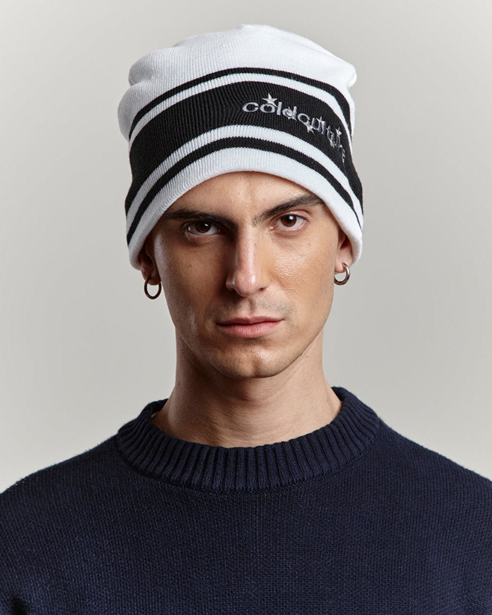 STARS STRAP BEANIE WHITE - Cold Culture