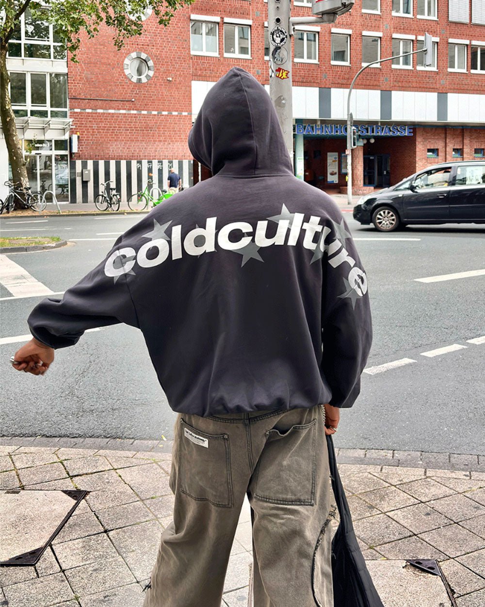 STELLAR HOODIE BLACK - COLD CULTURE