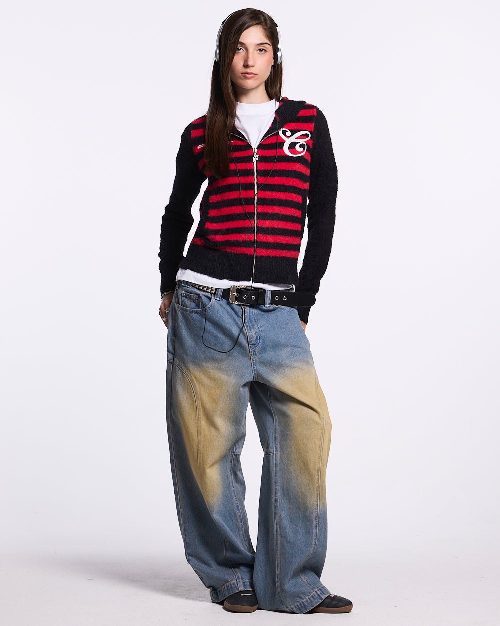 STRIPE ZIP KNIT RED & BLACK - COLD CULTURE