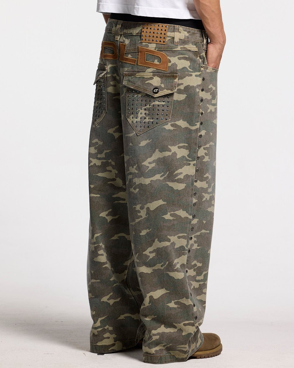 STUDS PANTS CAMO - Cold Culture #man