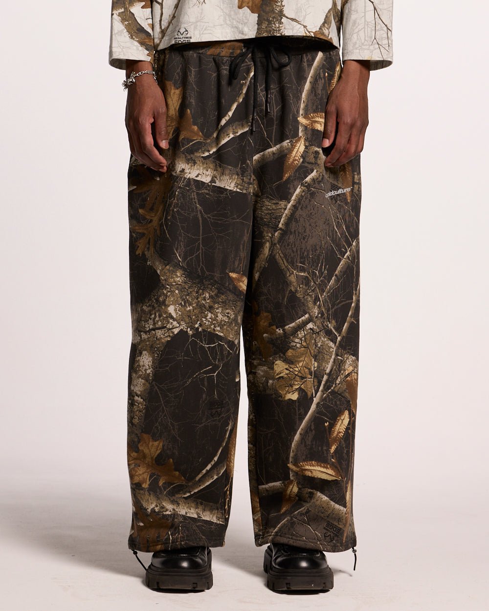 SWEATPANTS REALTREE BLACK - COLD CULTURE