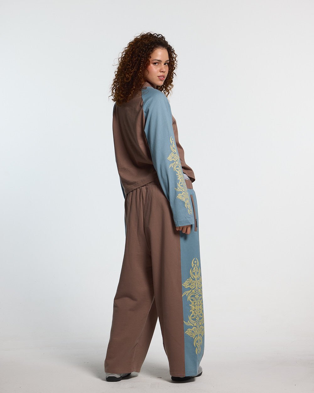 TRIBAL SWEATPANTS BROWN & BLUE - Cold Culture