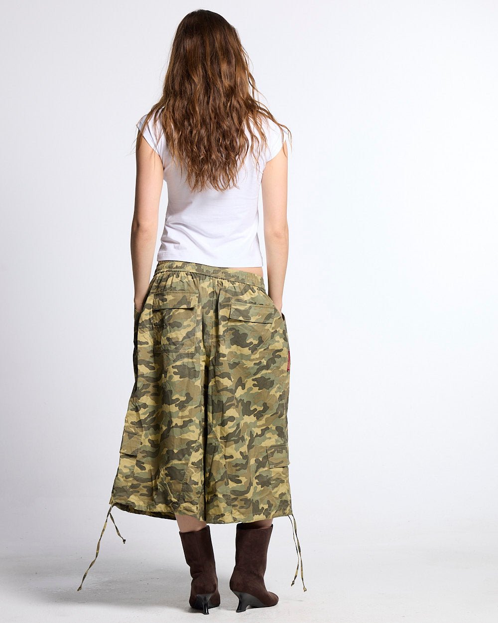 UTILITARY CAPRI PARACHUTE CAMO - Cold Culture