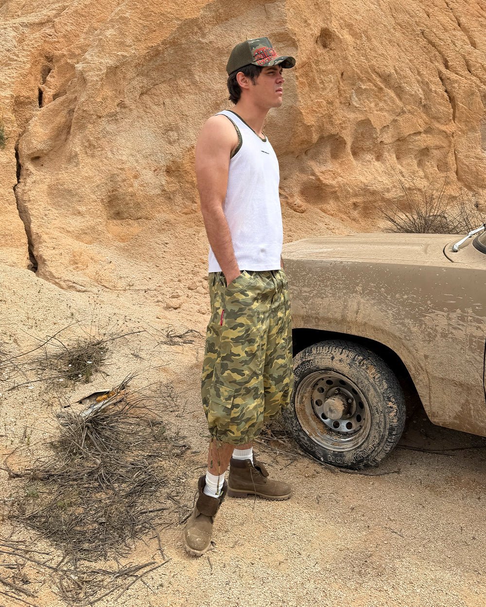 UTILITARY CAPRI PARACHUTE CAMO - Cold Culture