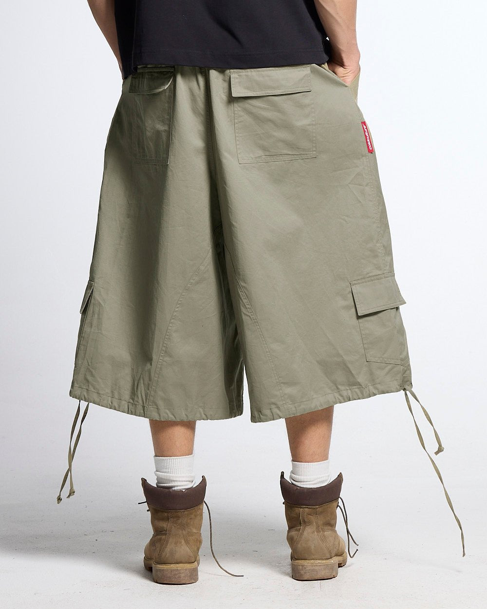 UTILITARY CAPRI PARACHUTE CREAM - Cold Culture