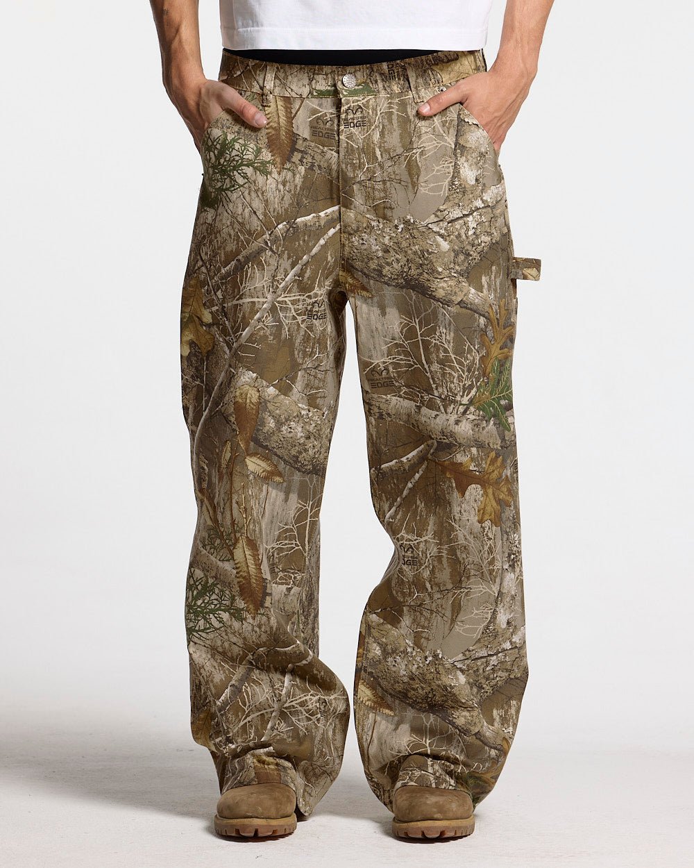 V1 CARPENTER PANTS REALTREE - Cold Culture