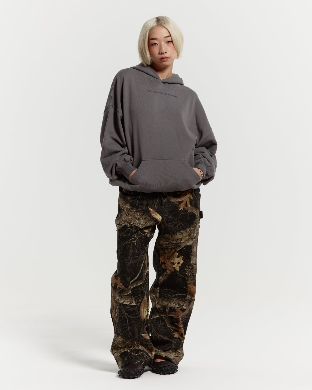 V1 CARPENTER PANTS REALTREE BLACK - COLD CULTURE