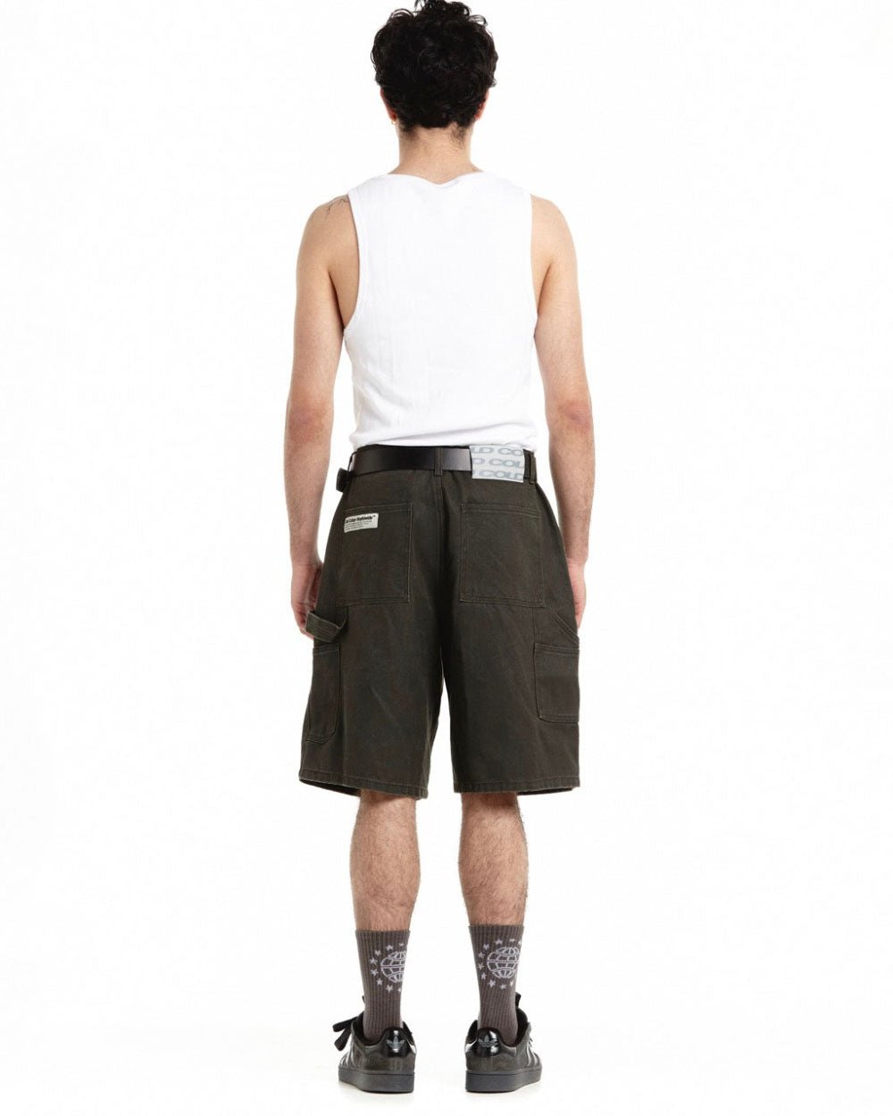 V1 CARPENTER SHORTS STONE WASHED DARK GREY - COLD CULTURE