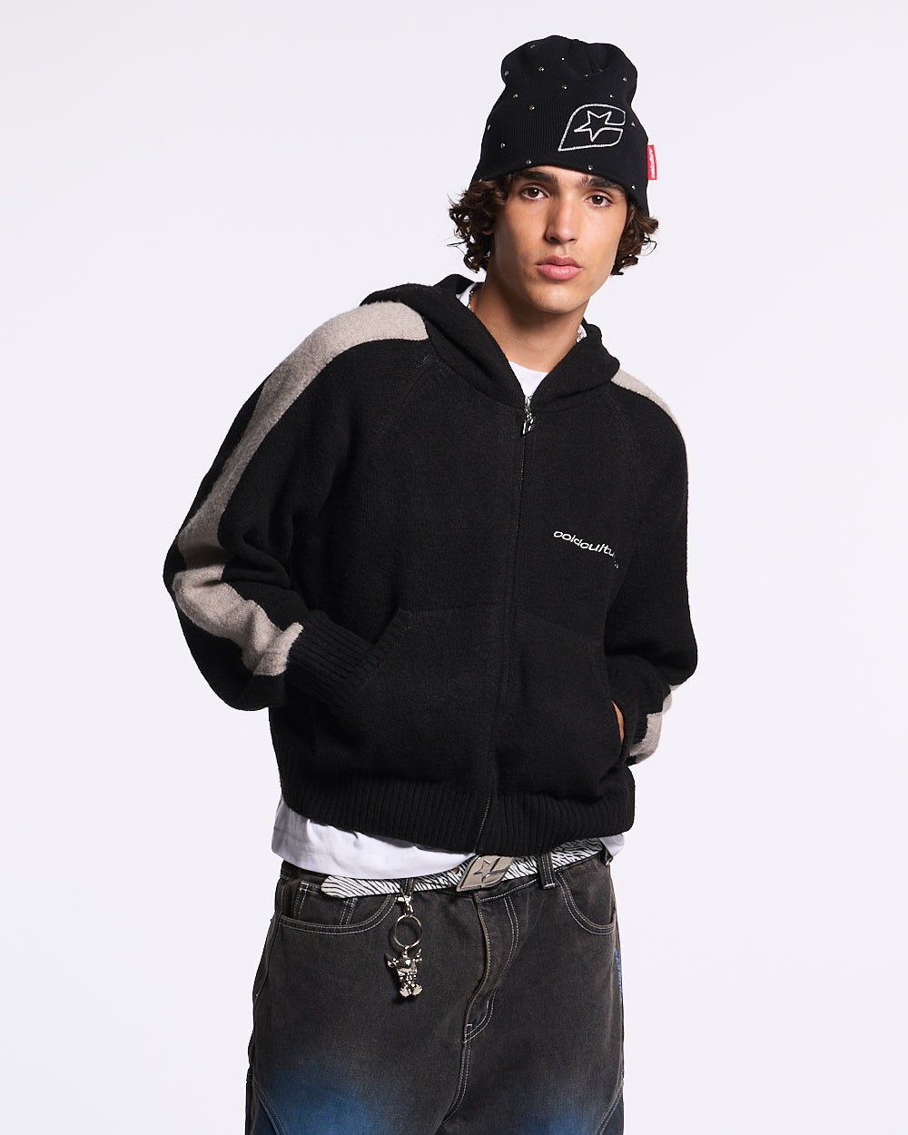 VIBRANT TEDDY KNIT BLACK - COLD CULTURE