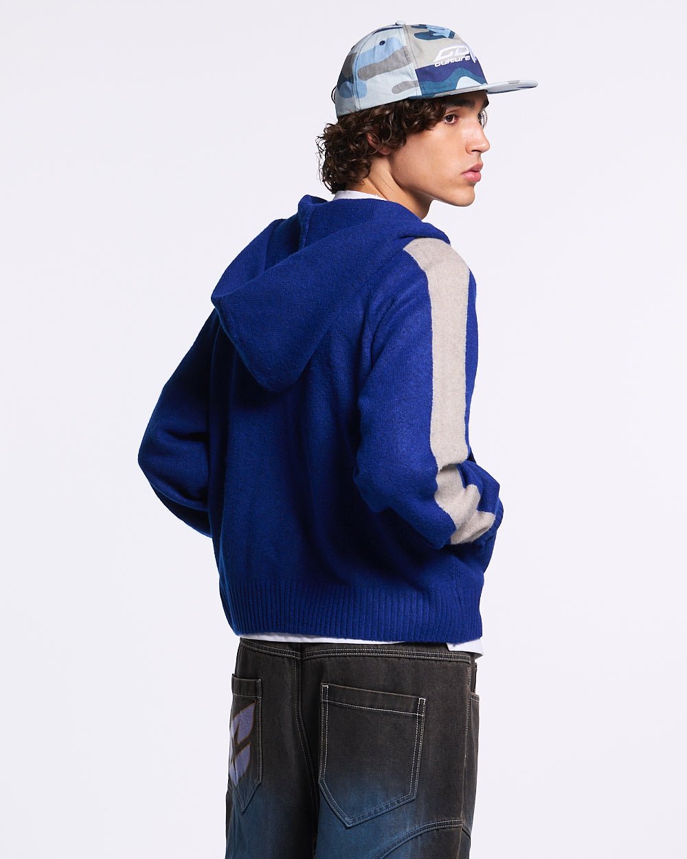 VIBRANT TEDDY KNIT BLUE - COLD CULTURE