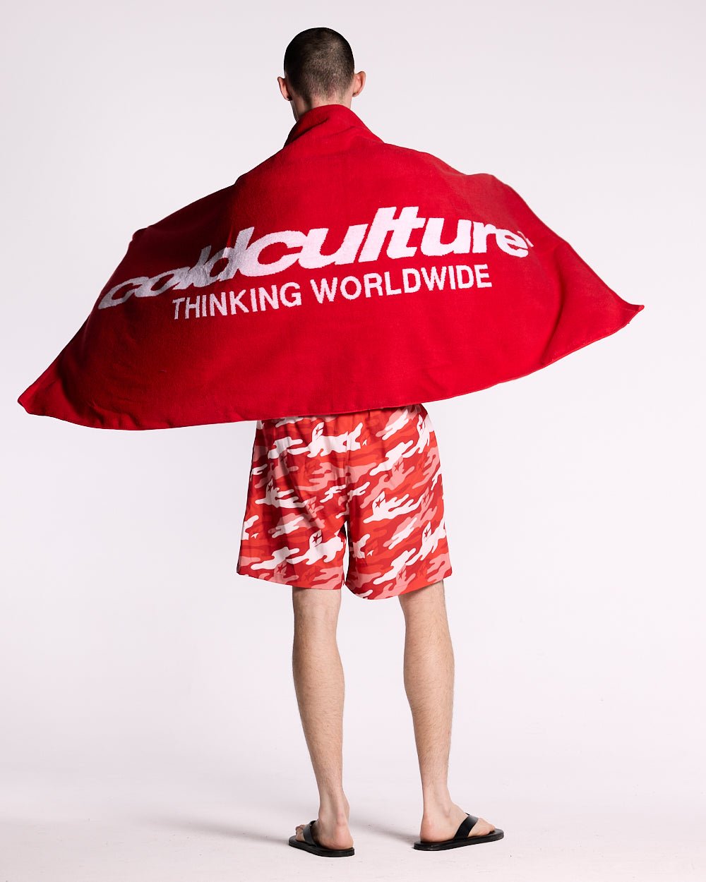 WORLDWIDE TOWEL VIVID RED AND WHITE - COLD CULTURE
