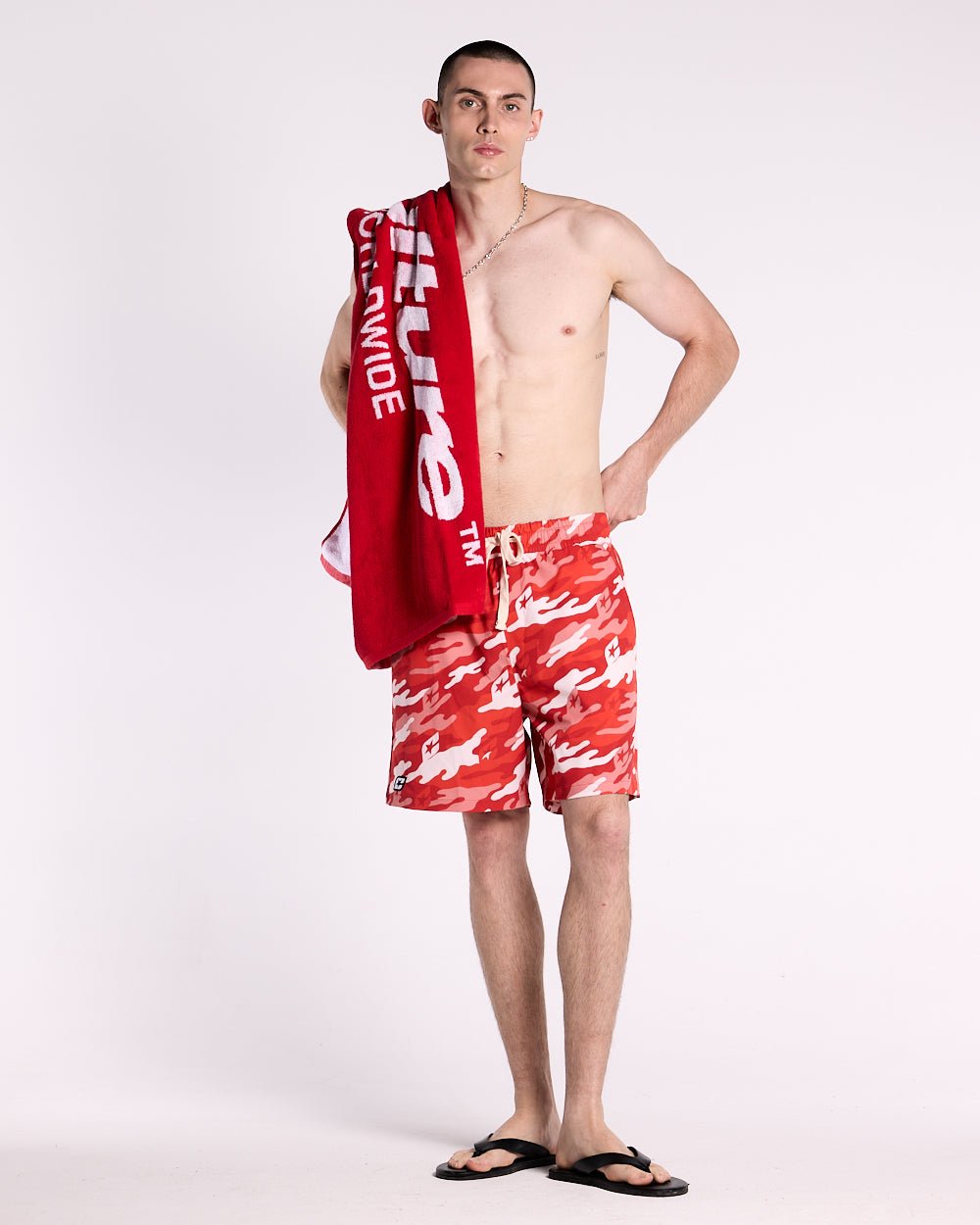 WORLDWIDE TOWEL VIVID RED AND WHITE - COLD CULTURE