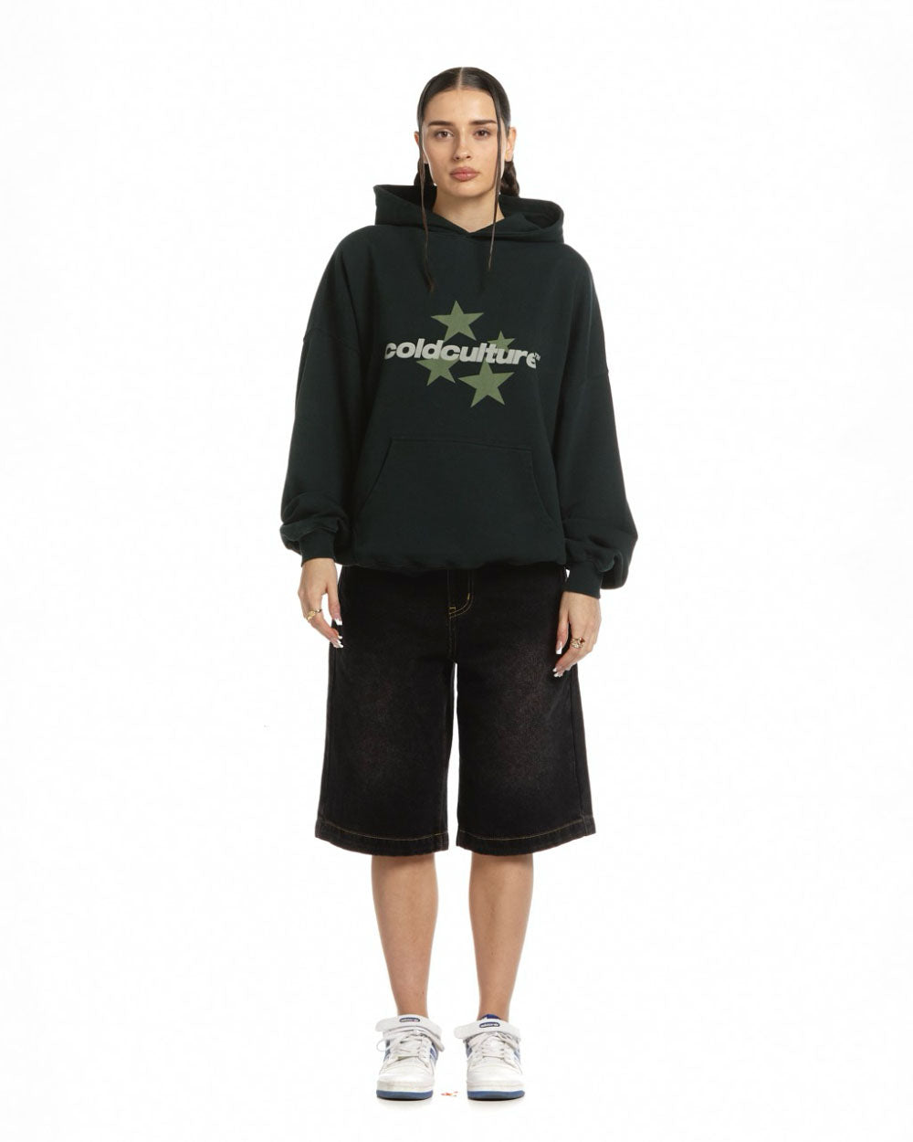 italic-stars-hoodie-evergreen7.jpg