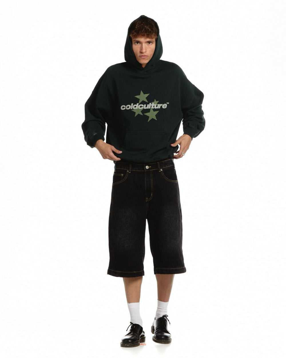 italic-stars-hoodie-evergreen6.jpg