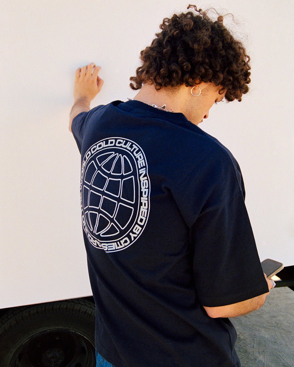 GLOBE TEE BLUE SHADOW - COLD CULTURE